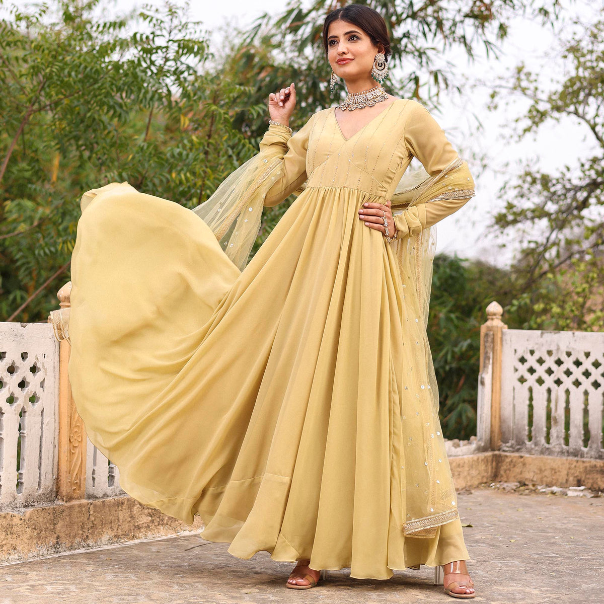 GREEN MUKAISH FLARED LONG GOWN