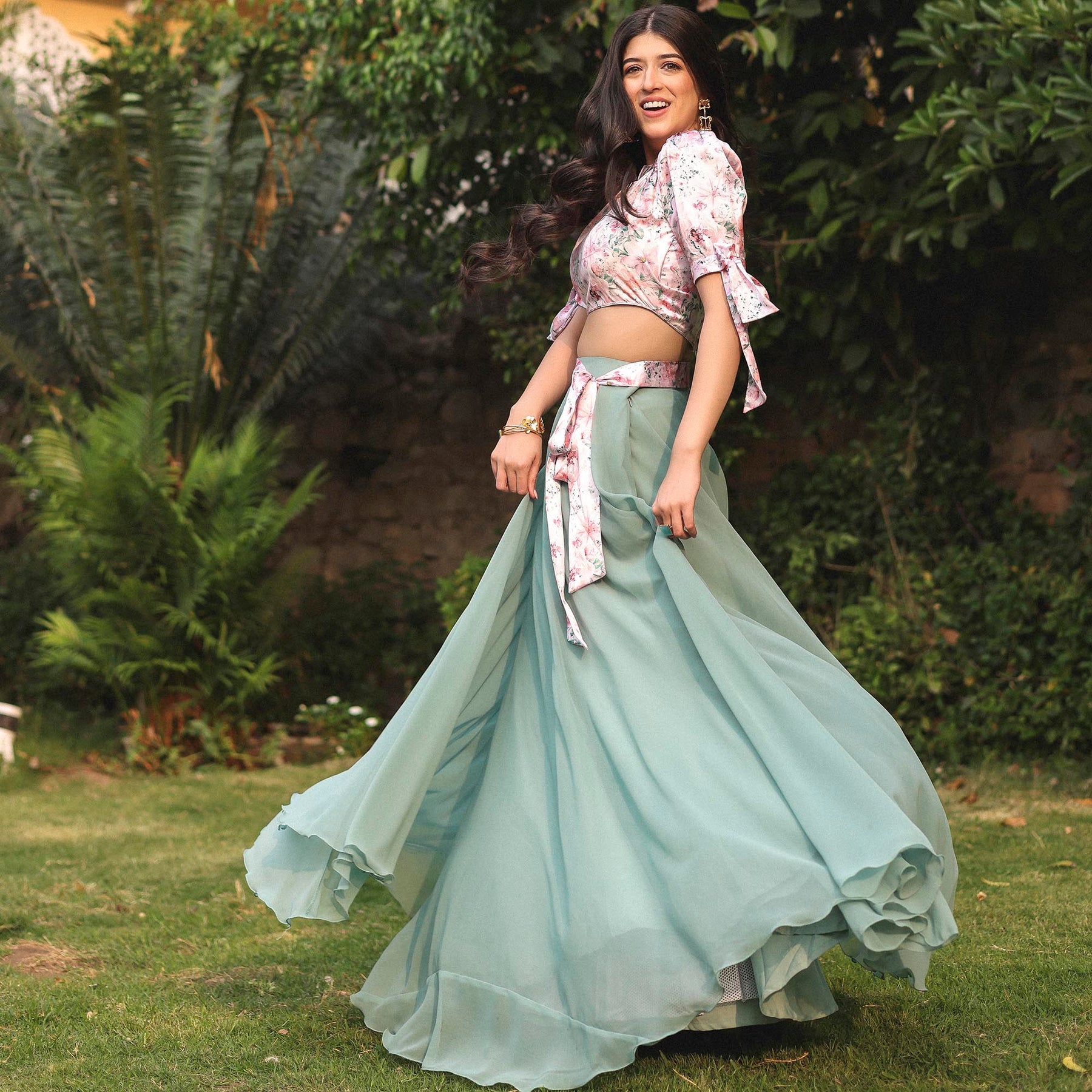 GREEN HEMLOCK SKIRT WITH FLORAL TOP