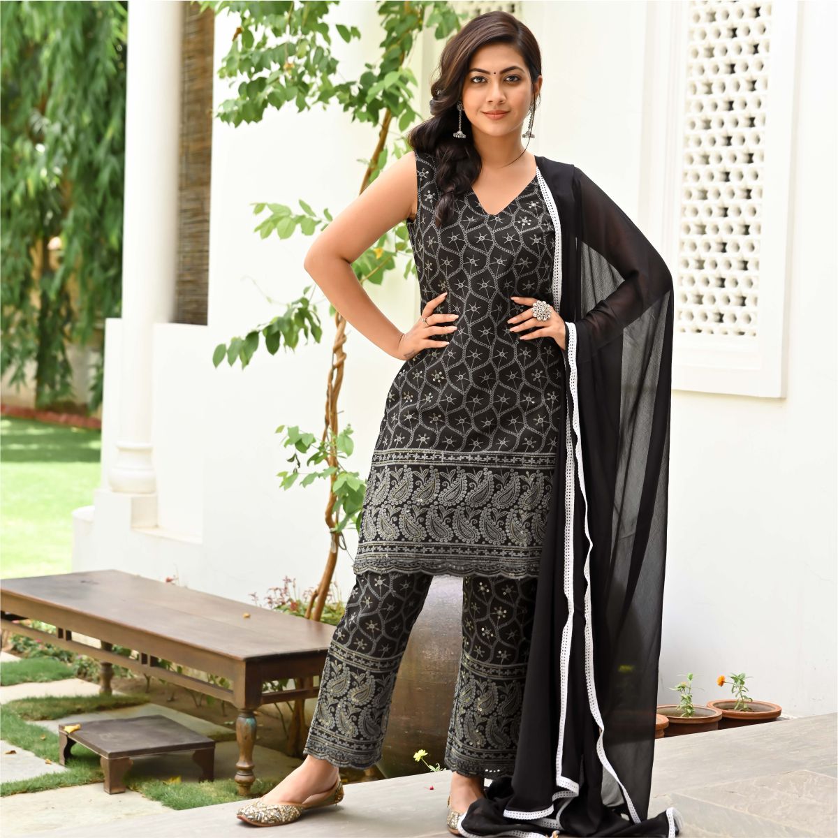 Black Embroidered Kurta Pant Set